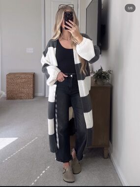 Long Open-Front Striped Cardigan Sweater - Gray & White